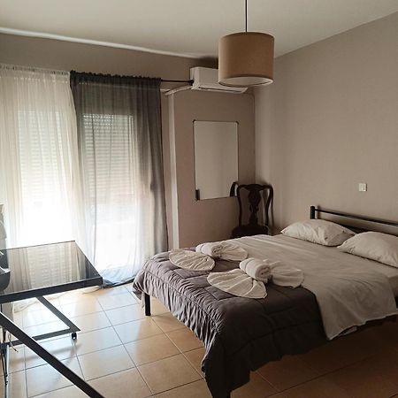 Kalvou Flat2 Apartment Tesalonika Bagian luar foto